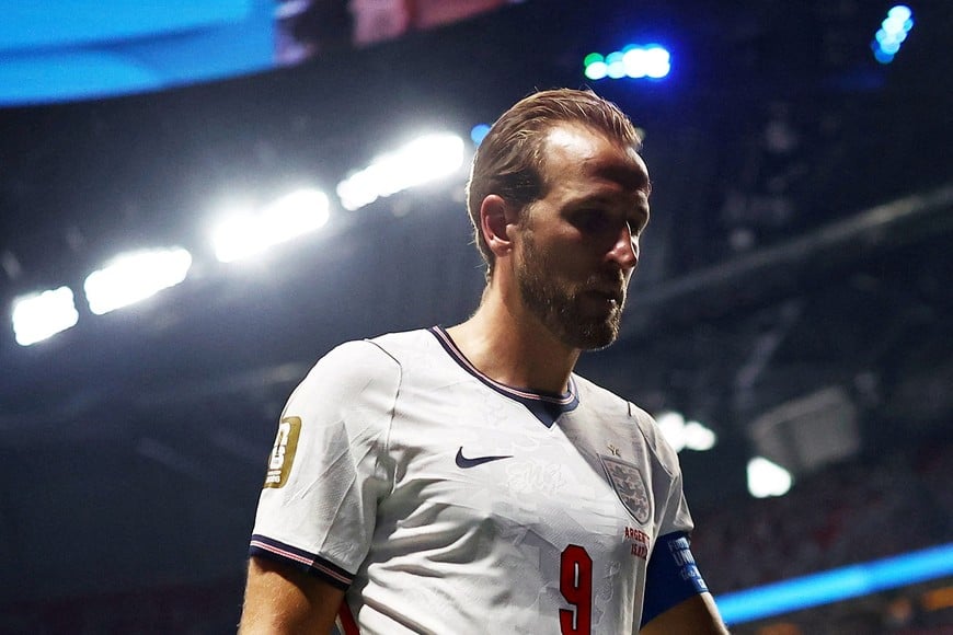 Soccer Football - FIFA World Cup 2026 - Semi Final - England v Argentina - Atlanta Stadium, Atlanta, Georgia, U.S. - July 15, 2026
England's Harry Kane looks dejected while leaving the pitch after the match as England are eliminated from the World Cup REUTERS/Agustin Marcarian TPX IMAGES OF THE DAY
