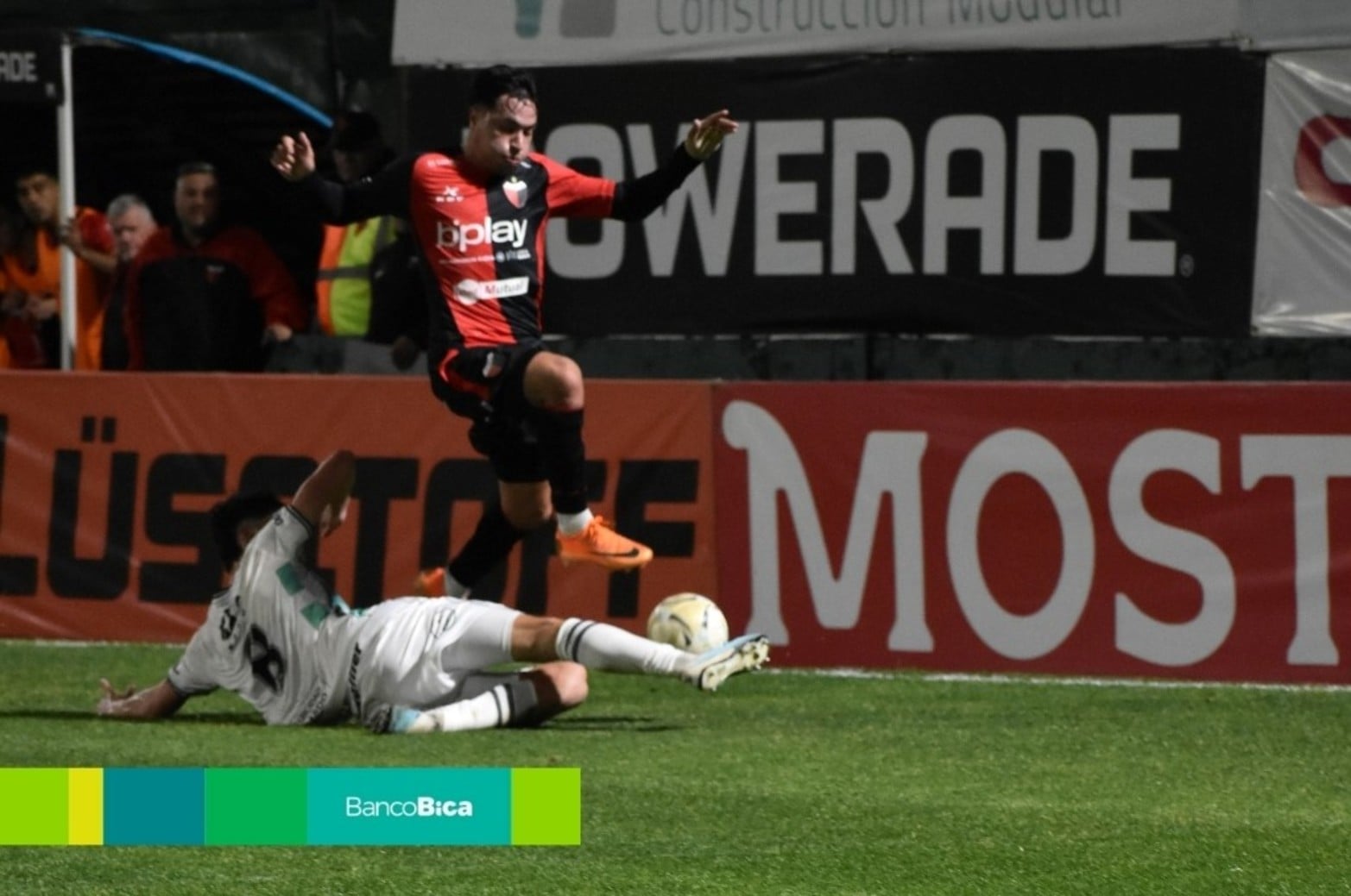 Galería BICA: Colón-Ferro.