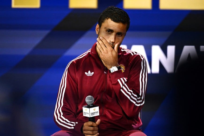 Soccer Football - FIFA World Cup 2026 - Spain's Rodri and Luis de la Fuente at the Fanatics Fest - Javits Center, New York City, New York, U.S. - July 17, 2026
Spain's Rodri during his appearance at the Fanatics Fest REUTERS/Dylan Martinez
