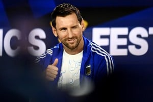 Messi habló en la previa de la final del Mundial junto a Scaloni y Dibu Martínez.