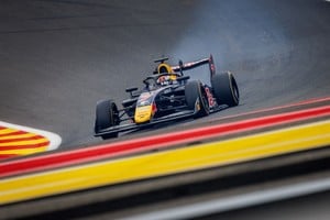 Mattia Colnaghi finalizó cuarto en la carrera principal de Fórmula 3. Foto: Dutch Photo Agency