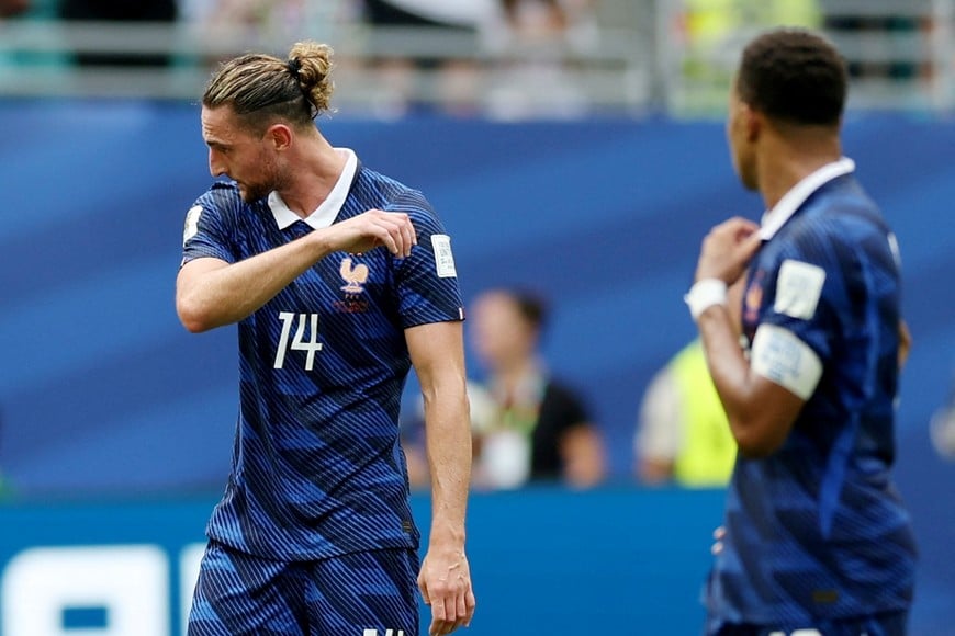 Soccer Football - FIFA World Cup 2026 - Bronze Final - France v England - Miami Stadium, Miami Gardens, Florida, U.S. - July 18, 2026
France's Adrien Rabiot looks dejected after England's Bukayo Saka scores their fourth goal REUTERS/Paul Childs