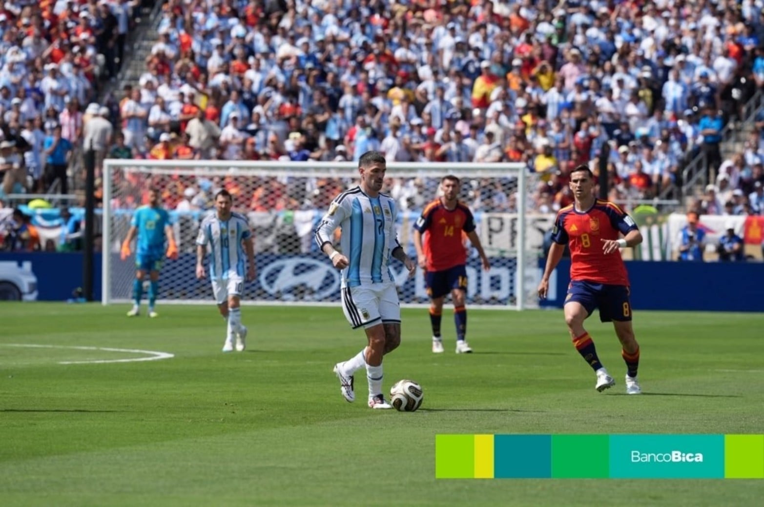 Galería BICA: Argentina-España. Foto: Fernando Nicola