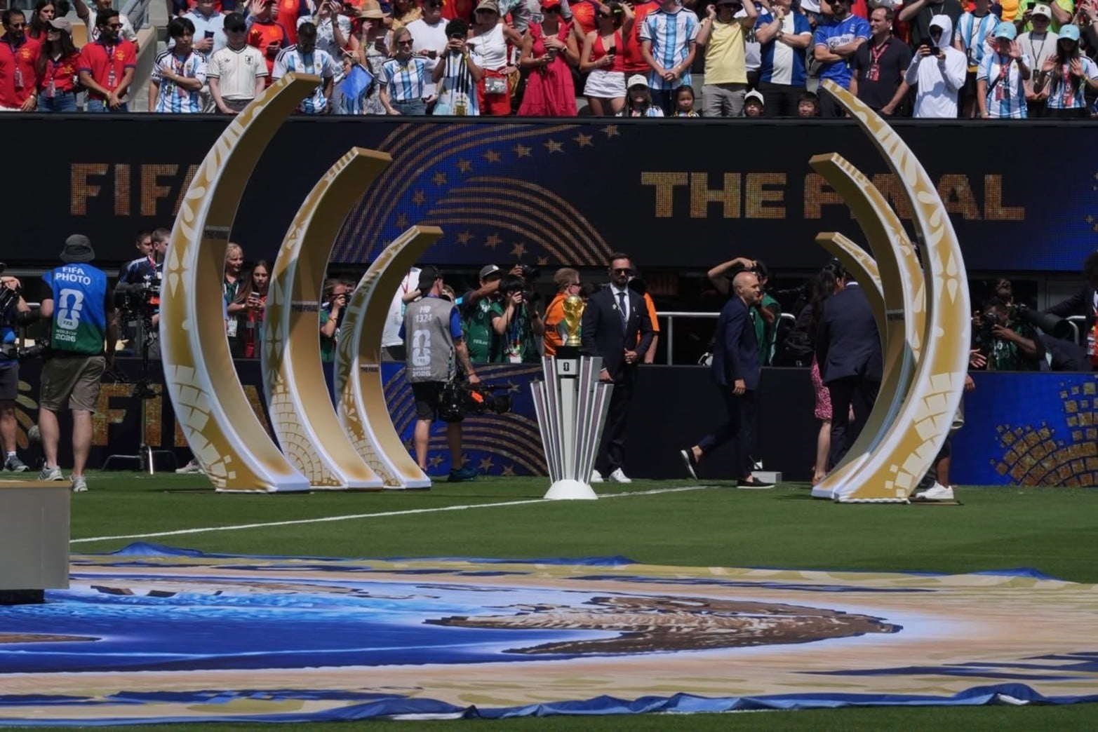 Show en la previa de la Final de la Copa del Mundo.