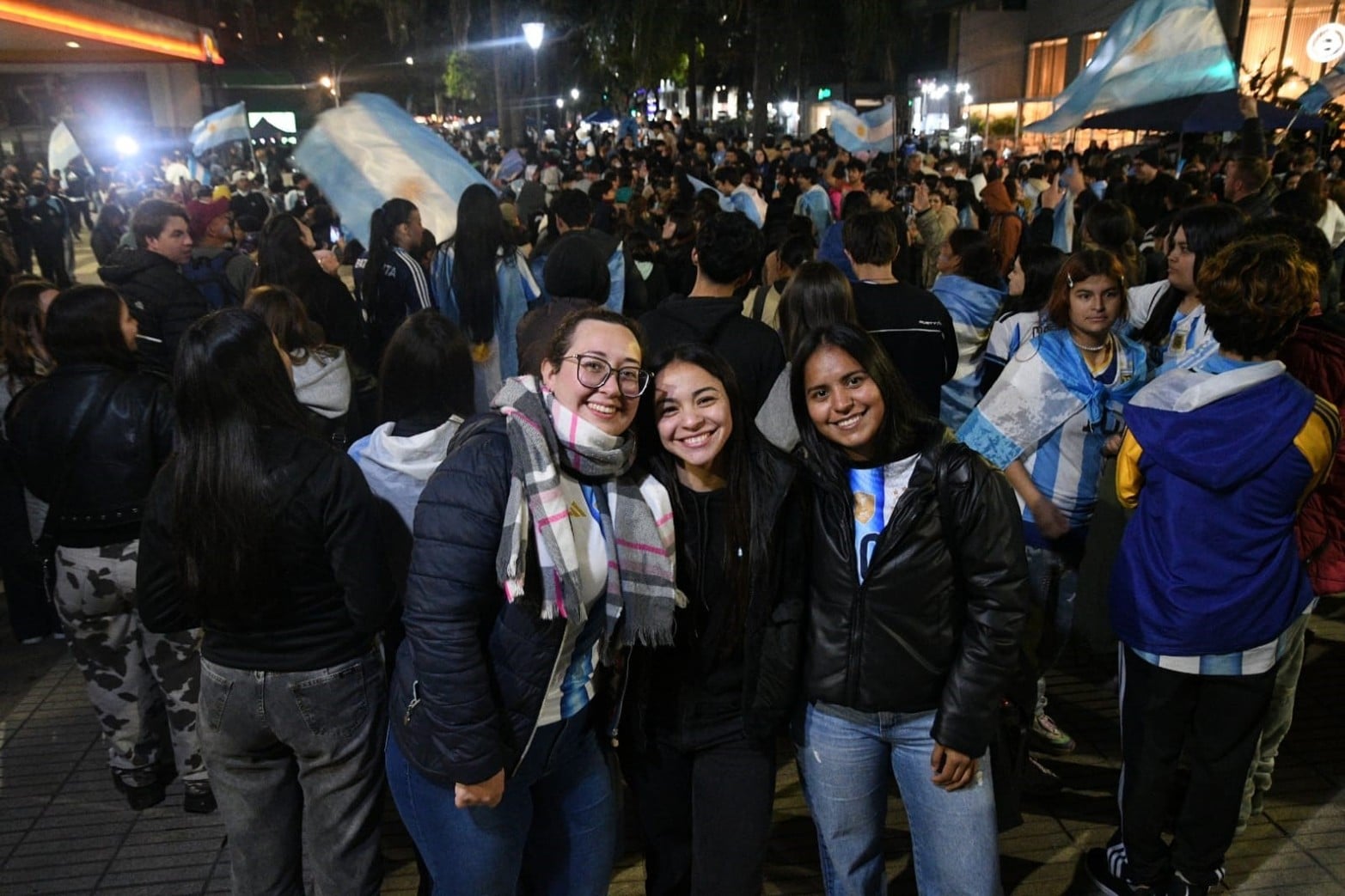 Así vivieron los santafesinos viveron la final del mundo.
