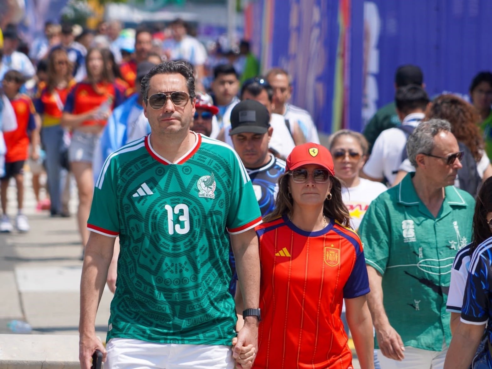 Miles de hinchas comienzan a ingresar al MetLife Stadium para vivir la final del Mundial 2026.