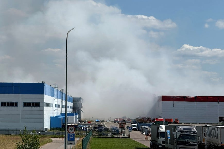 Smoke billows from a warehouse complex that, according to local authorities, was damaged in a recent Ukrainian drone attack in the course of Russia-Ukraine conflict, in Domodedovo in the Moscow Region, Russia July 20, 2026. Picture taken with a mobile phone. REUTERS/Stringer