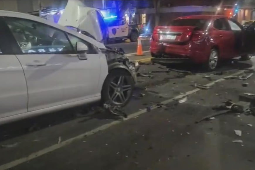 Hubo derrame de combustible y complicaciones para el tránsito.