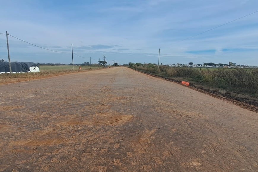 Avanza la obra de la pavimentación del primer tramo de la ruta provincial 2 que une San Justo con Saladero Cabal.