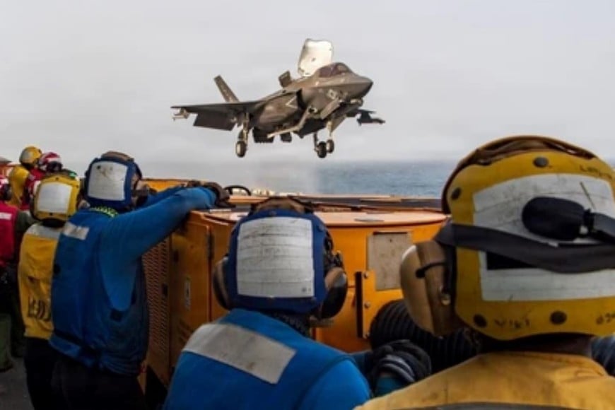 Décima jornada consecutiva de operaciones militares estadounidenses contra objetivos iraníes