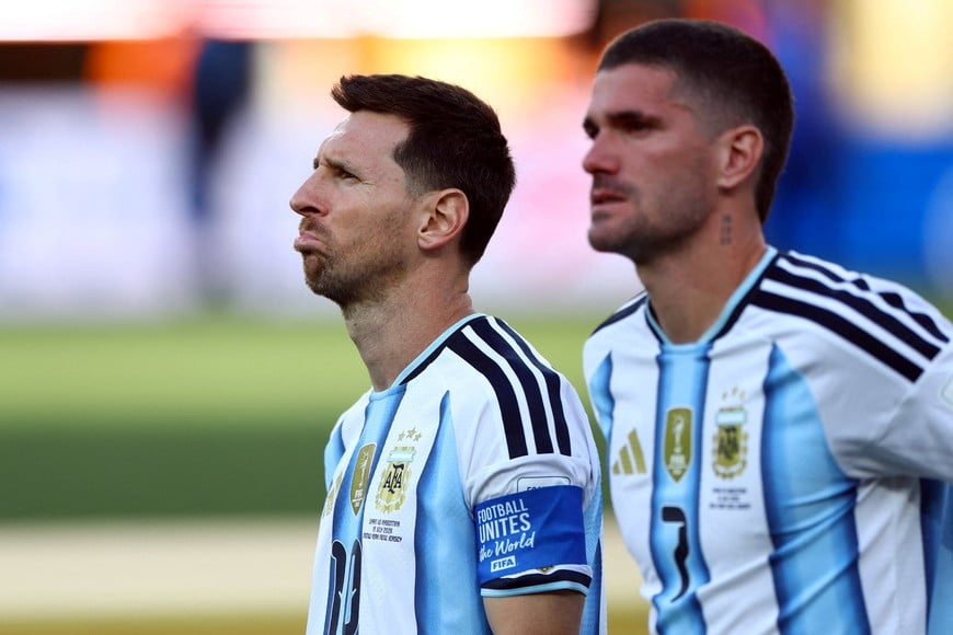 Soccer Football - FIFA World Cup 2026 - Final - Spain v Argentina - New York/New Jersey Stadium, East Rutherford, New Jersey, U.S. - July 19, 2026
Argentina's Lionel Messi and Rodrigo De Paul look dejected after losing the World Cup final REUTERS/Hannah Mckay TPX IMAGES OF THE DAY