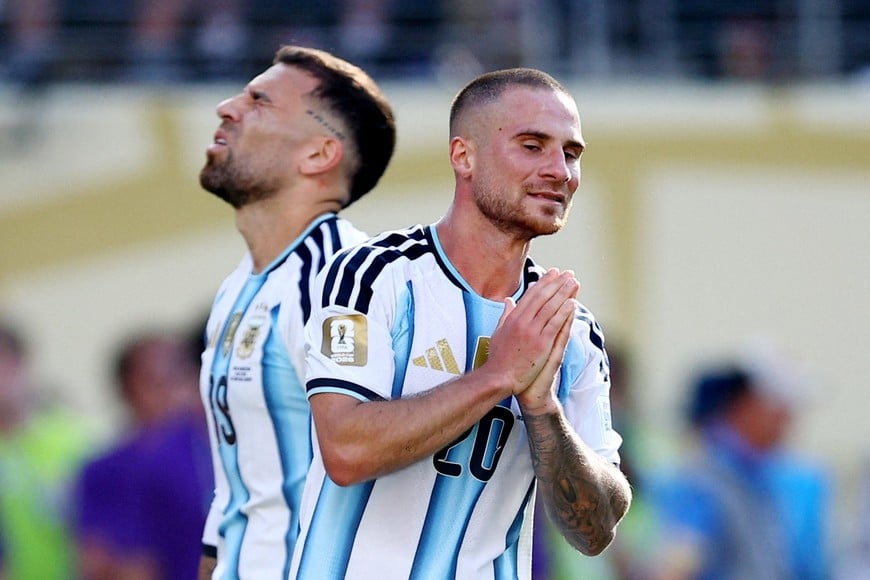 Soccer Football - FIFA World Cup 2026 - Final - Spain v Argentina - New York/New Jersey Stadium, East Rutherford, New Jersey, U.S. - July 19, 2026
Argentina's Alexis Mac Allister and Nicolas Otamendi react REUTERS/Agustin Marcarian TPX IMAGES OF THE DAY