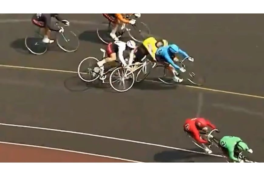 Toshiaki Fushimi falleció luego de chocar a gran velocidad contra las protecciones para esquivar una caída masiva.