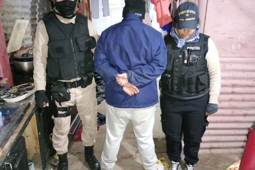 Condena para la mujer que dirigía una red narco en Alto Verde y dos cárceles santafesinas
Banda Pato Calderón