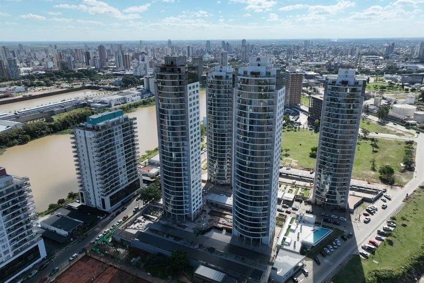 La expansión y transformación de la ciudad en la última década. Fernando Nicola.