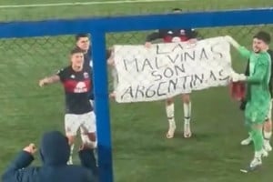 El triunfo dejó una de las imágenes más comentadas de la jornada.