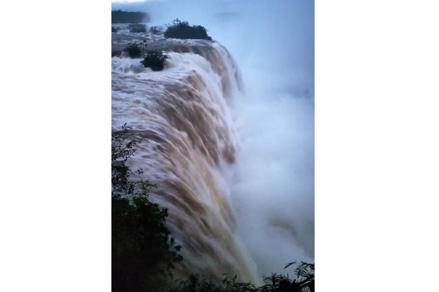La decisión de cerrar el circuito se tomó a partir del monitoreo del comportamiento del río Iguazú