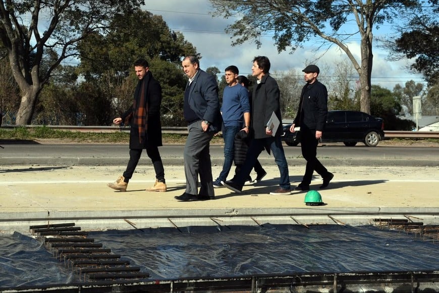 El intendente Poletti y el senador capitalino Garibaldi en la recorrida.