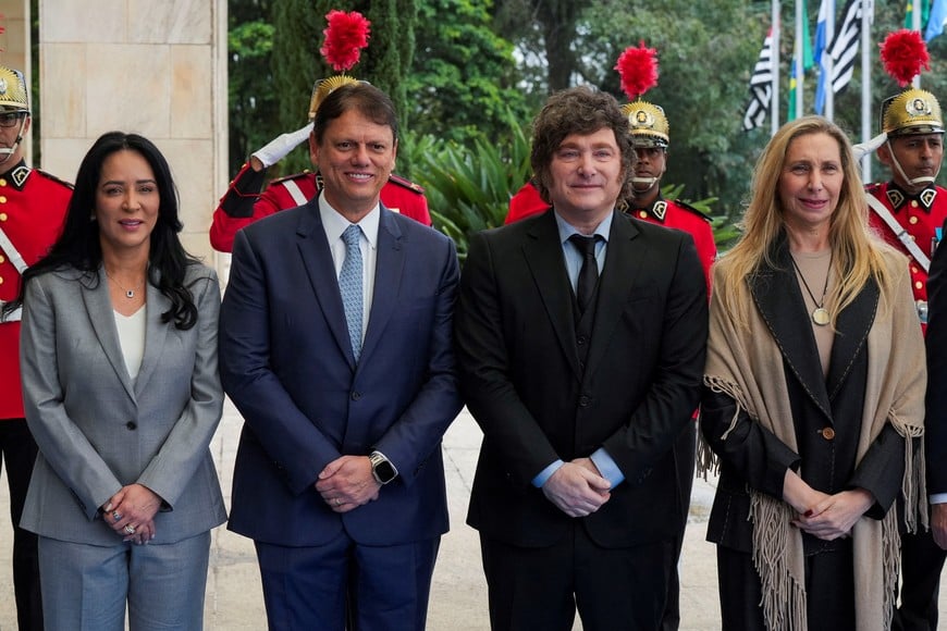 Argentine President Javier Milei and Argentina's Presidential Secretary General Karina Milei are received by Sao Paulo's Governor Tarcisio de Freitas and his wife Cristina Freitas during an event at the Bandeirantes Palace in Sao Paulo, Brazil, July 25, 2026. REUTERS/Alexandre Meneghini