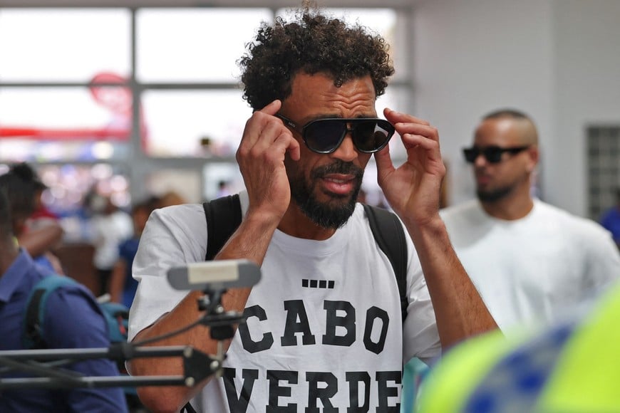 Soccer Football - FIFA World Cup 2026 - Cape Verde arrive home in Praia - Nelson Mandela Praia International Airport, Praia, Cape Verde - July 5, 2026
Cape Verde's Vozinha inside the airport as he arrives from the United States REUTERS/Sodiq Adelakun