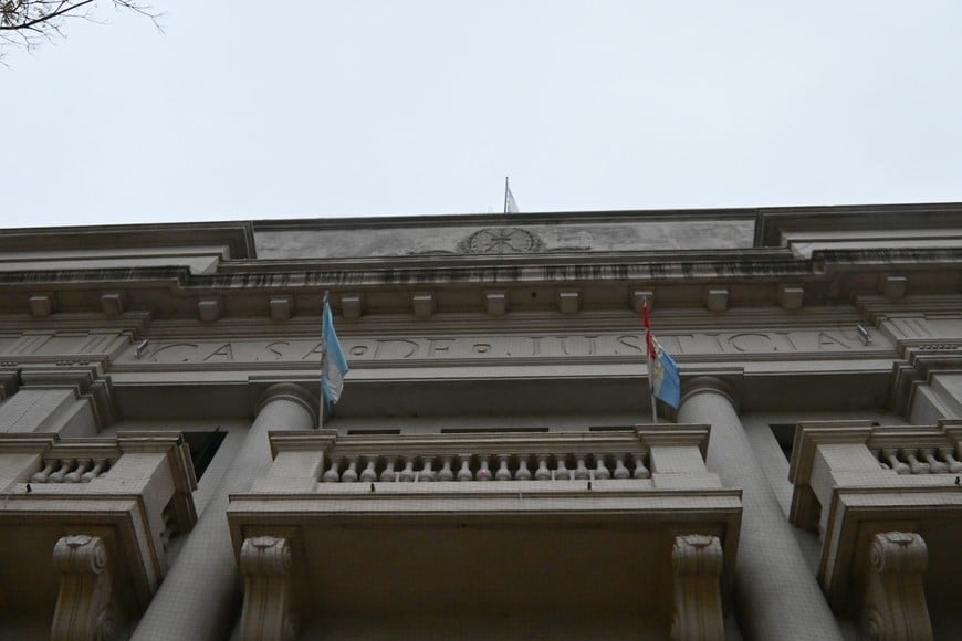 Tribunales de Santa Fe -Flavio Raina