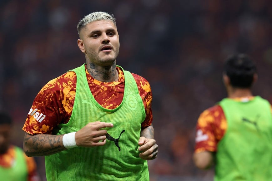 Soccer Football - Super Lig - Galatasaray vs Caykur Rizespor - Rams Park, Istanbul, Turkey - August 30, 2025
Galatasaray's Mauro Icardi during the warm up before the match REUTERS/Dilara Senkaya