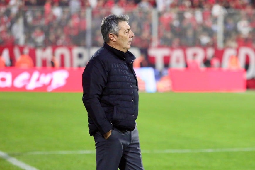 Kudelka prepara el choque con Independiente y espera por más refuerzos.