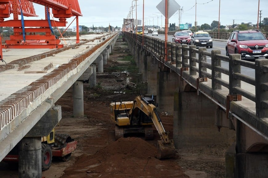 El viejo, el nuevo... los dos puentes en paralelo. MCSF