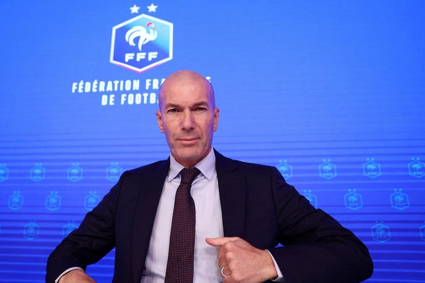 Soccer Football - French Football Federation unveil Zinedine Zidane as new head coach - French Federation Headquarters, Paris, France - July 28, 2026
Zinedine Zidane is unveiled as the new head coach of France senior men's football team REUTERS/Abdul Saboor TPX IMAGES OF THE DAY