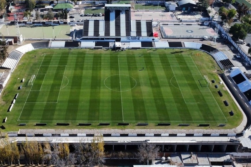 Estadio Víctor Antonio Legrotaglie.