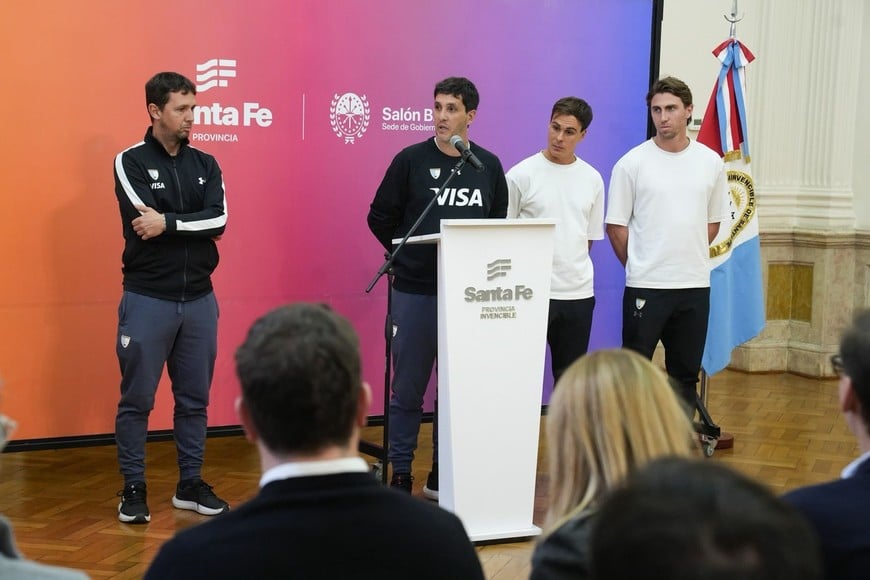 Pullaro presentó a Los Leones como embajadores de los Juegos Suramericanos Santa Fe 2026.