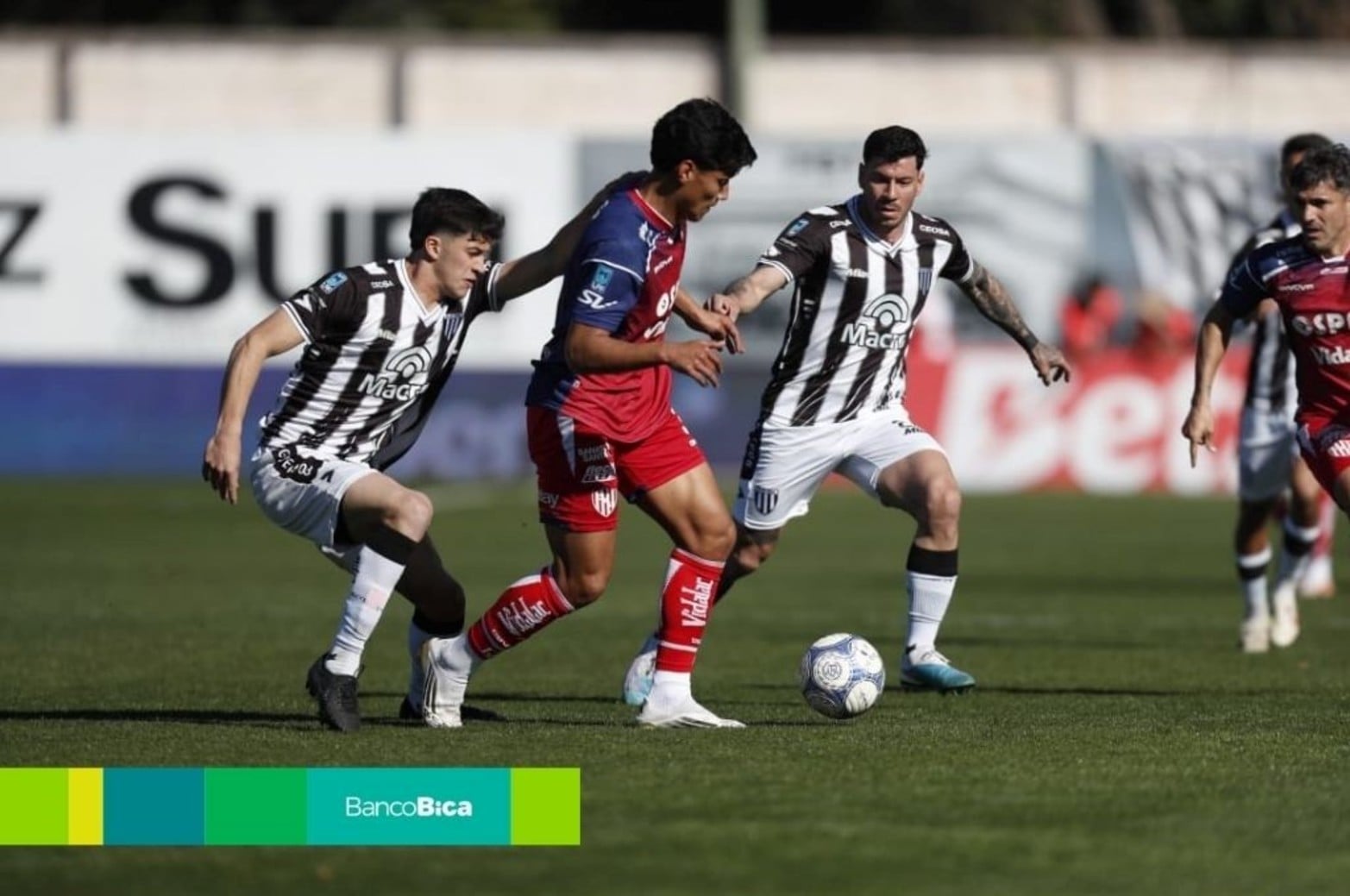 Galería BICA: Unión vs. Gimnasia de Mendoza.