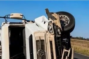 El choque ocurrió sobre la Ruta Nacional 14 y quedó registrado por la cámara de un camión.