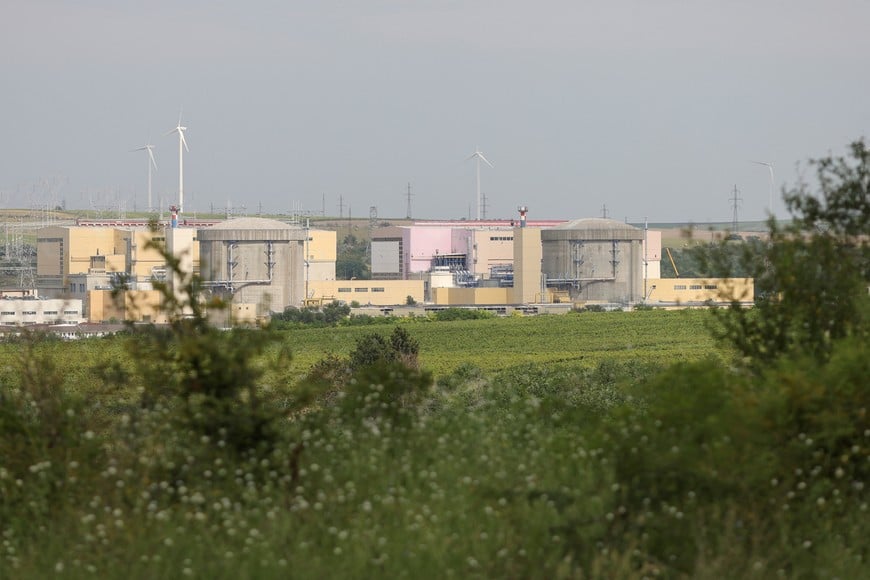Reactors One and Two at Cernavoda Nuclear plant in Cernavoda, Constanta county, Romania, August 3, 2026. Inquam Photos/Octav Ganea via REUTERS ATTENTION EDITORS - THIS IMAGE WAS PROVIDED BY A THIRD PARTY. ROMANIA OUT. NO COMMERCIAL OR EDITORIAL SALES IN ROMANIA