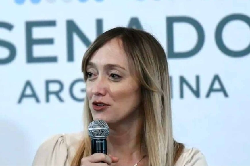 Anabel Fernández Sagasti.