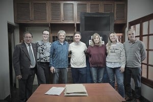 “Las Colonias ya tiene la bandera que nos representa. Es un momento histórico porque este símbolo expresa nuestra identidad, nuestra historia y la voluntad de construir juntos un destino común”, afirmó Pirola