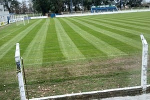 Un lujo. La cancha luce impecable.