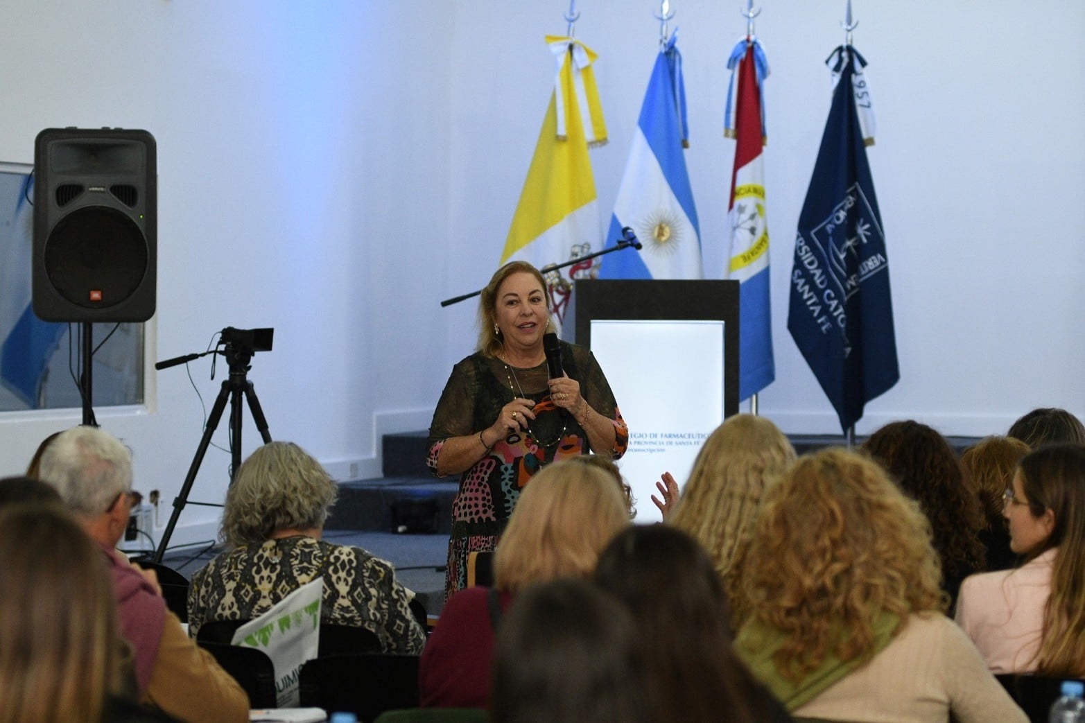 Las 3ras Jornadas de Farmacia Magistral contaron con una destacada convocatoria de profesionales, docentes y estudiantes en las instalaciones de la UCSF.