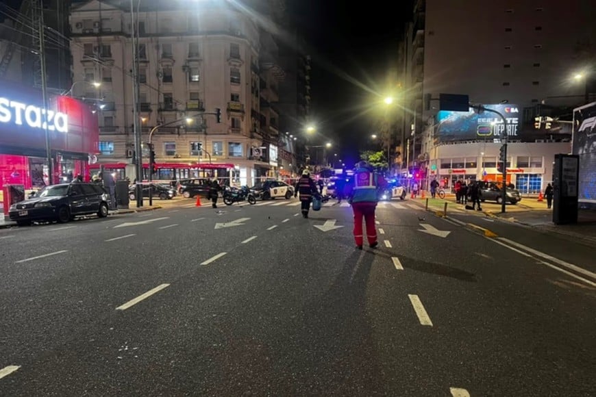 El operativo involucró al SAME y a la Policía de la Ciudad.