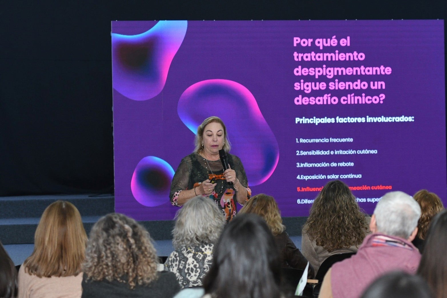 Las 3ras Jornadas de Farmacia Magistral contaron con una destacada convocatoria de profesionales, docentes y estudiantes en las instalaciones de la UCSF.