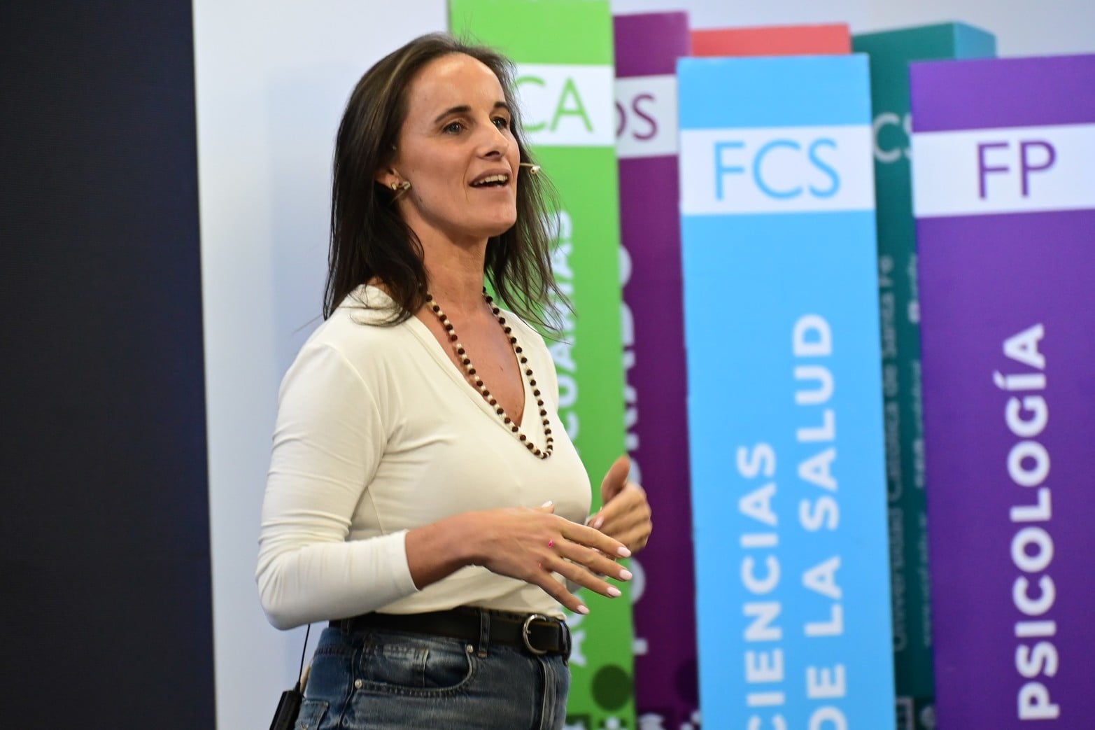 Las 3ras Jornadas de Farmacia Magistral contaron con una destacada convocatoria de profesionales, docentes y estudiantes en las instalaciones de la UCSF.