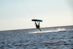 El Chino Cappi era un rider experto y un referente de la seguridad entre quienes practicaban kitesurf.