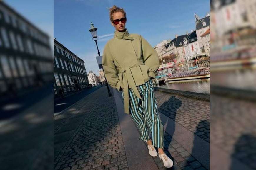 Las rayas anchas ganan protagonismo en los looks de temporada.