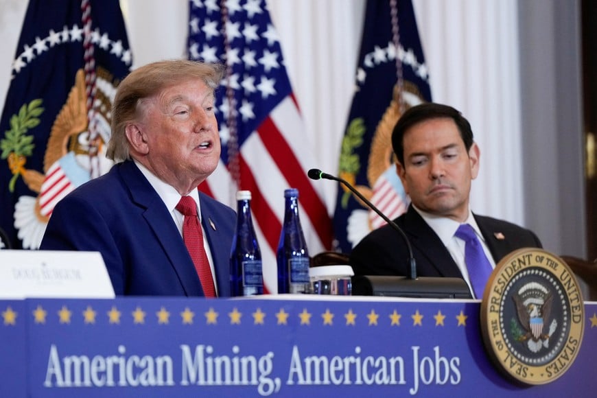 U.S. President Donald Trump speaks next to Secretary of State Marco Rubio during an American Mining Industry Roundtable at the U.S. Department of State in Washington, D.C., U.S., August 7, 2026. REUTERS/Elizabeth Frantz