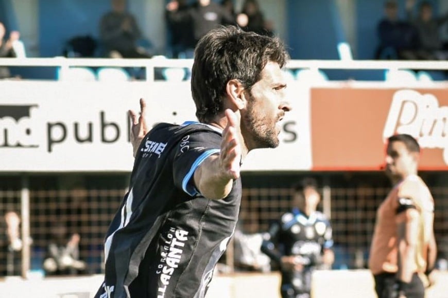 Lucas Albertengo marcó el gol de la victoria para Atlético de Rafaela.