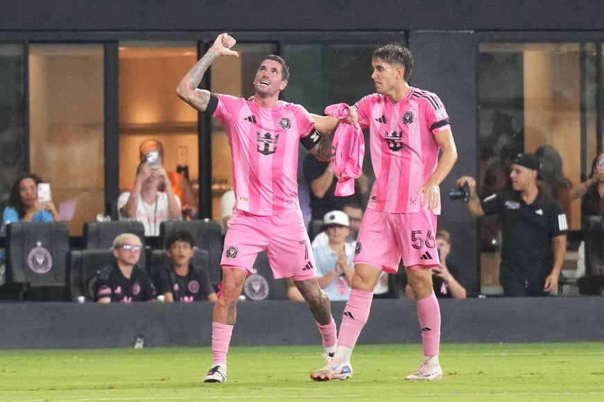 Aug 8, 2026; Miami, FL, USA; Inter Miami CF midfielder Rodrigo de Paul (7) reveals a Messi jersey under his own after scoring a goal against Monterrey in the first half of the Leagues Cup Phase One match at Nu Stadium. Lionel Messi was not at the game due to the passing of his father. Mandatory Credit: Jim Rassol-Imagn Images