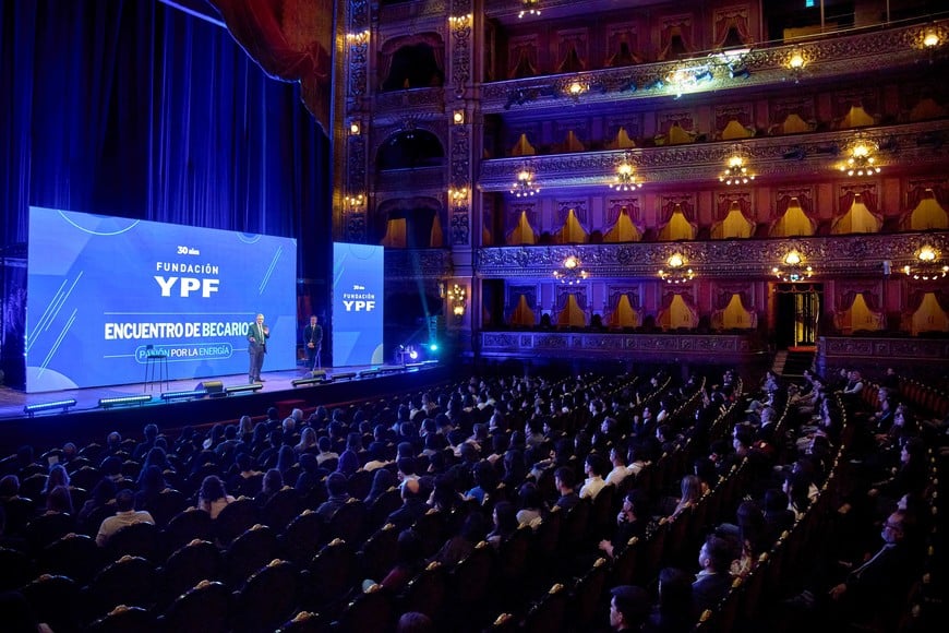 YPF Encuentro de Becarios