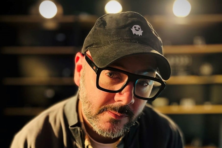 Escritor, dibujante y diseñador Max Bidart