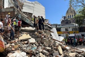 Emergencia nacional en Colombia tras el sismo. Reuters.