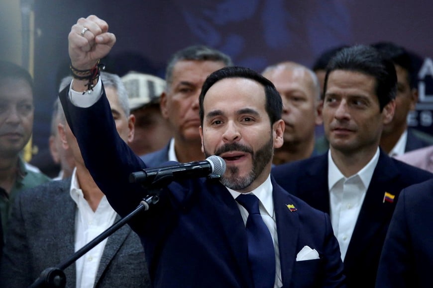 FILE PHOTO: Colombia's President-elect Abelardo de la Espriella gestures during a press conference in Medellin, Colombia, July 21, 2026. REUTERS/Juan David Duque/File Photo